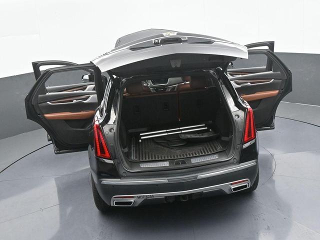 Photo of 2020 Stellar Black Metallic Cadillac XT5