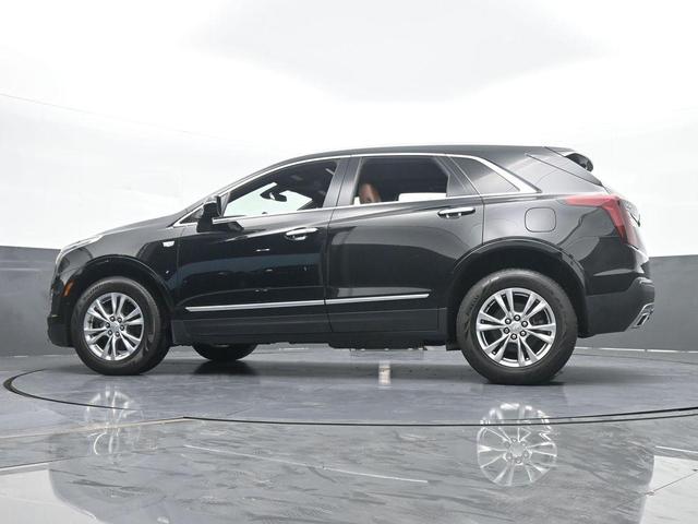 Photo of 2020 Stellar Black Metallic Cadillac XT5