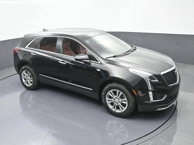 Photo of 2020 Stellar Black Metallic Cadillac XT5