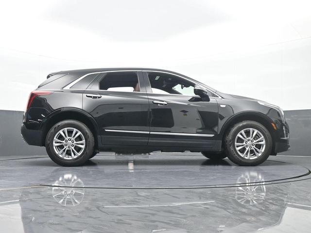 Photo of 2020 Stellar Black Metallic Cadillac XT5