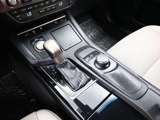 Photo of 2018 Black Lexus ES 350