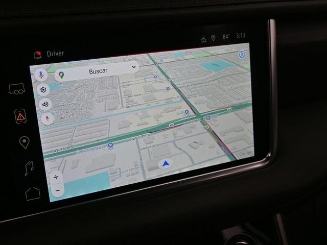 Photo of 2022 White Frost Tri-Coat GMC Yukon XL