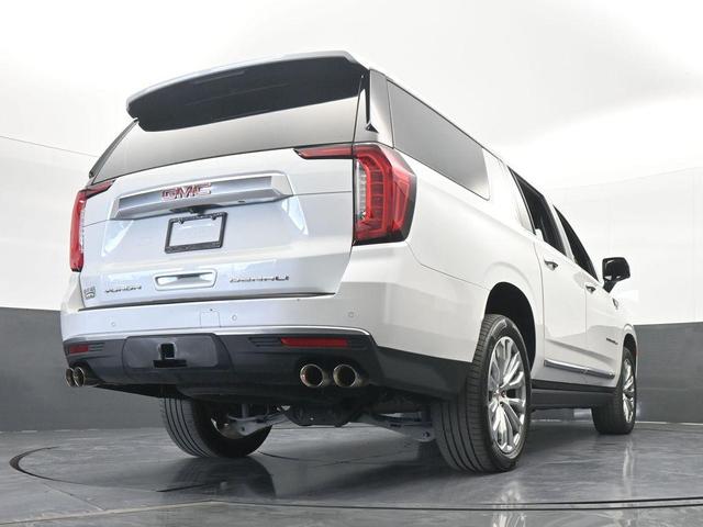 Photo of 2022 White Frost Tri-Coat GMC Yukon XL