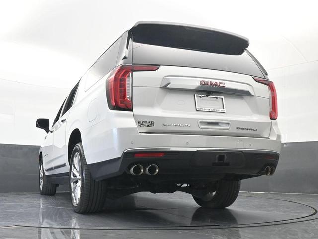 Photo of 2022 White Frost Tri-Coat GMC Yukon XL