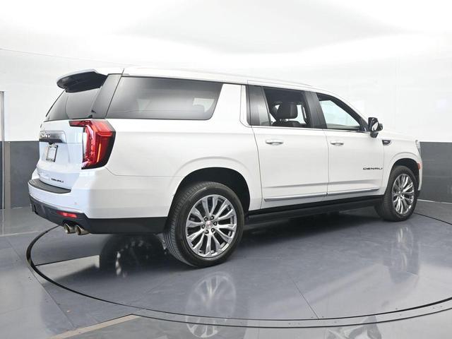 Photo of 2022 White Frost Tri-Coat GMC Yukon XL