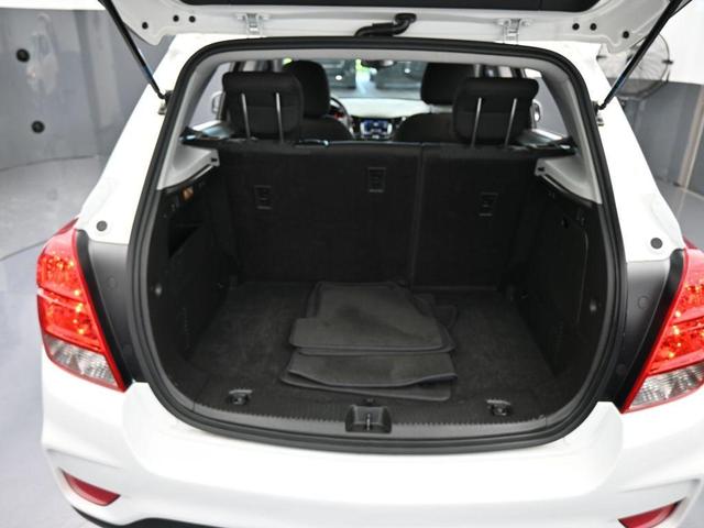 Photo of 2022 Summit White Chevrolet Trax