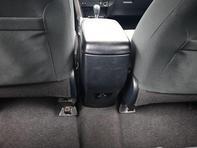 Photo of 2017 White Toyota RAV4