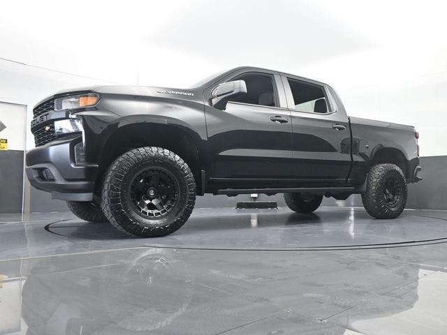 Photo of 2021 Black Chevrolet Silverado 1500