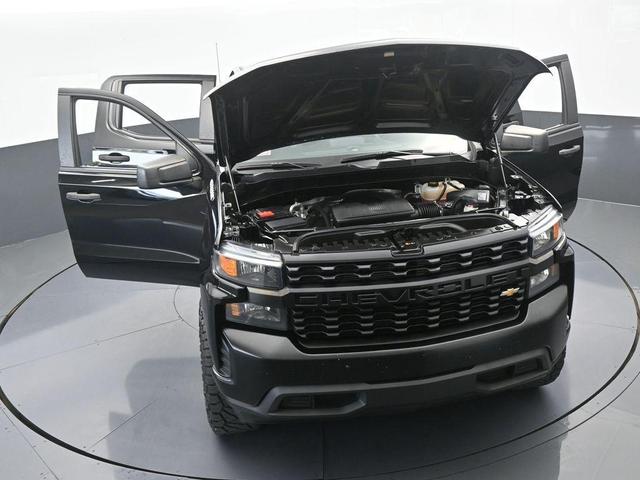 Photo of 2021 Black Chevrolet Silverado 1500