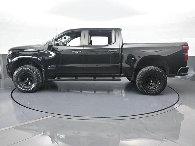 Photo of 2021 Black Chevrolet Silverado 1500