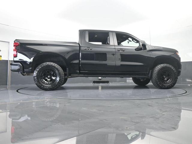 Photo of 2021 Black Chevrolet Silverado 1500