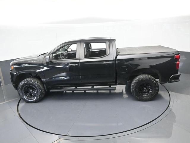 Photo of 2021 Black Chevrolet Silverado 1500