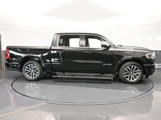 Photo of 2025 Diamond Black RAM 1500