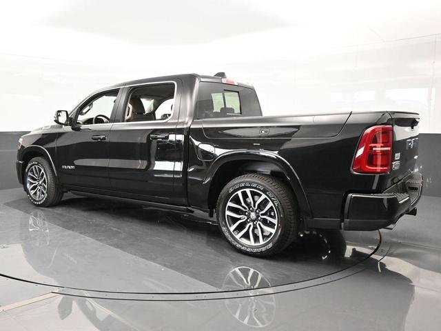 Photo of 2025 Diamond Black RAM 1500