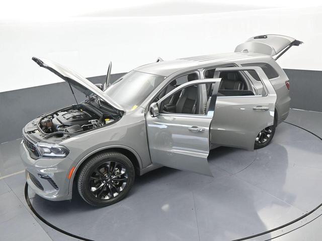 Photo of 2022 Destroyer Gray Clearcoat Dodge Durango