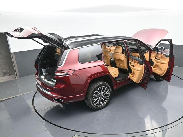 Photo of 2024 Velvet Red Pearlcoat Jeep Grand Cherokee L