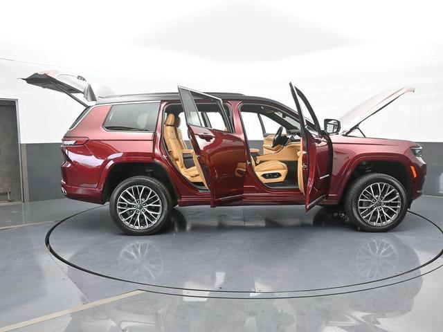 Photo of 2024 Velvet Red Pearlcoat Jeep Grand Cherokee L