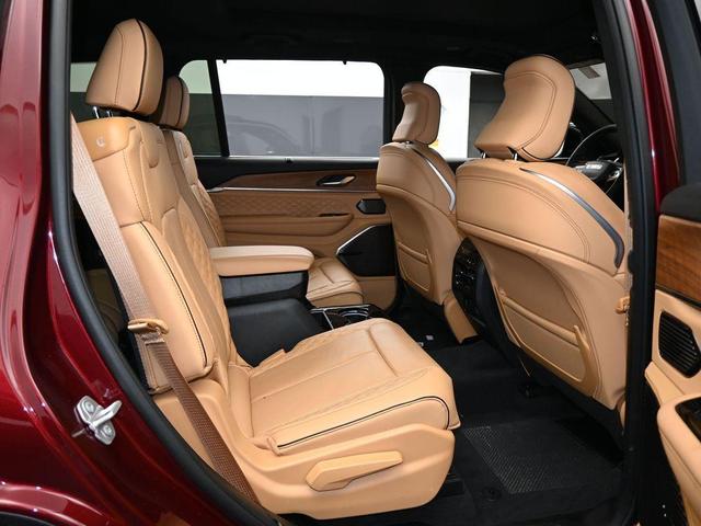 Photo of 2024 Velvet Red Pearlcoat Jeep Grand Cherokee L