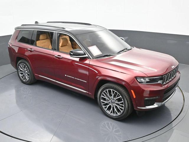 Photo of 2024 Velvet Red Pearlcoat Jeep Grand Cherokee L