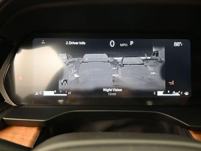 Photo of 2024 Silver Zynith Jeep Grand Cherokee L