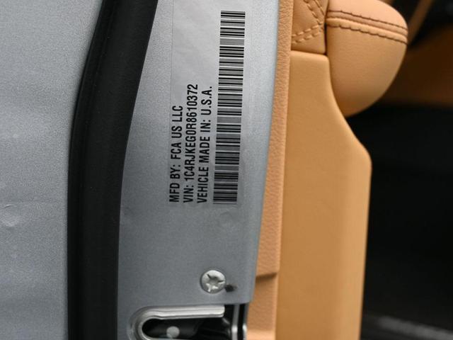 Photo of 2024 Silver Zynith Jeep Grand Cherokee L