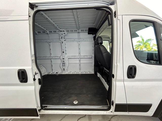 Photo of 2023 Bright White Clearcoat RAM ProMaster 2500