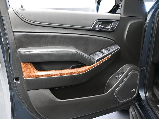 Photo of 2019 Shadow Gray Metallic Chevrolet Tahoe