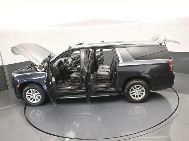 Photo of 2023 Dark Ash Metallic Chevrolet Suburban