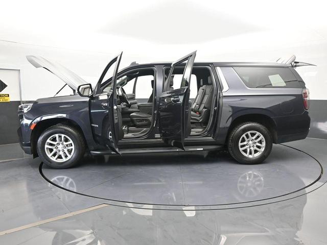 Photo of 2023 Dark Ash Metallic Chevrolet Suburban