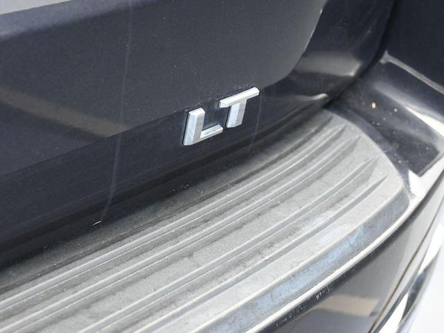 Photo of 2023 Dark Ash Metallic Chevrolet Suburban
