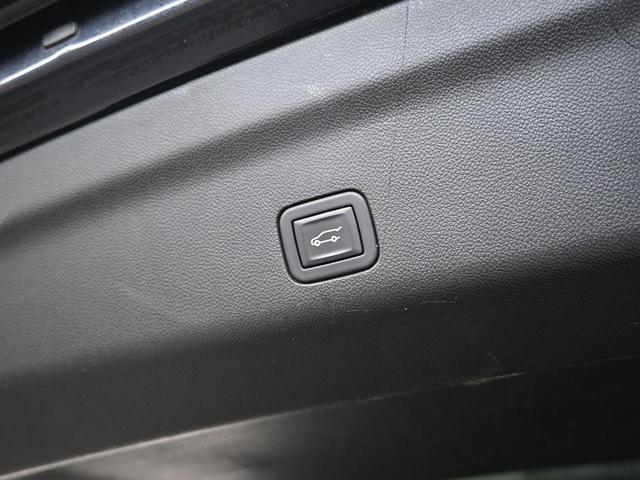 Photo of 2023 Dark Ash Metallic Chevrolet Suburban