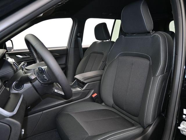 Photo of 2025 Diamond Black Jeep Grand Cherokee