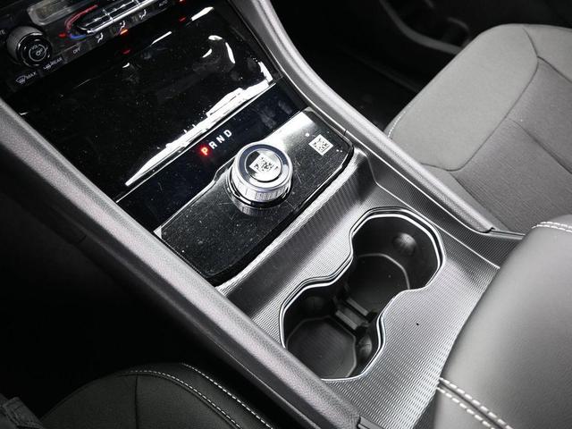 Photo of 2025 Diamond Black Jeep Grand Cherokee