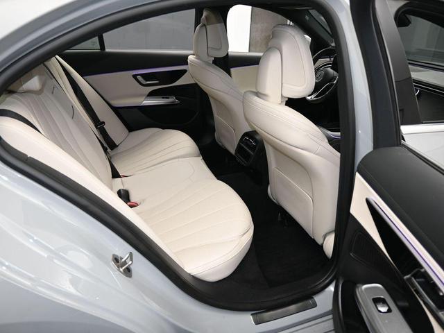 Photo of 2025 White Mercedes-Benz E-Class