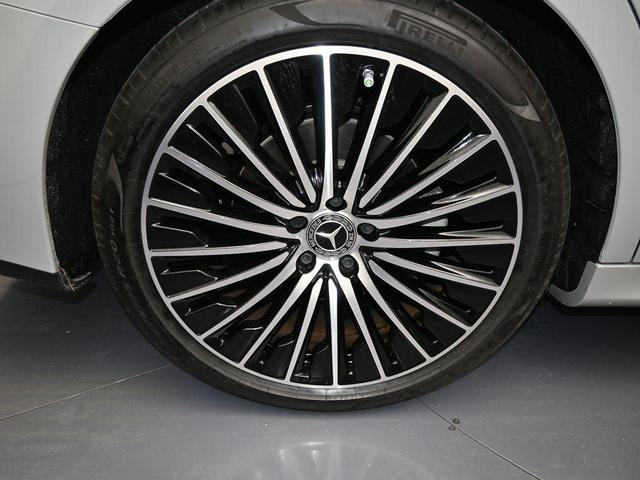 Photo of 2025 White Mercedes-Benz E-Class