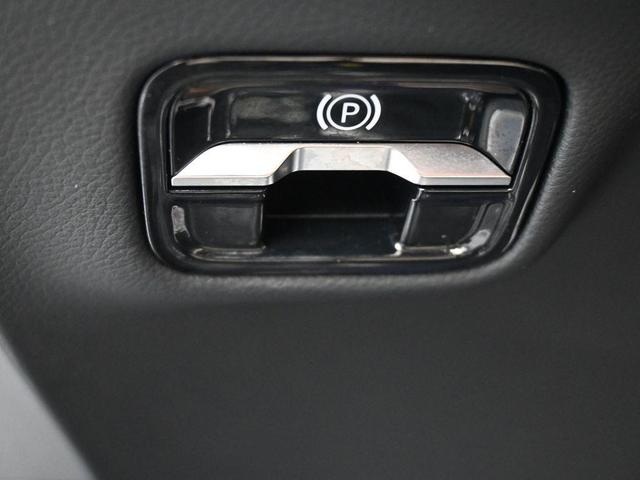Photo of 2025 White Mercedes-Benz E-Class