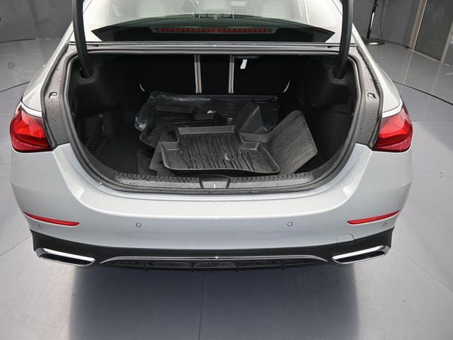 Photo of 2025 White Mercedes-Benz E-Class