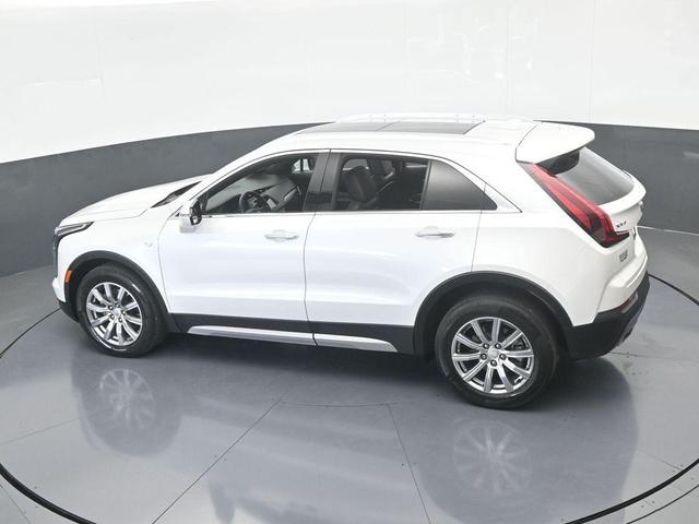 Photo of 2022 Crystal White Tri-Coat Cadillac XT4