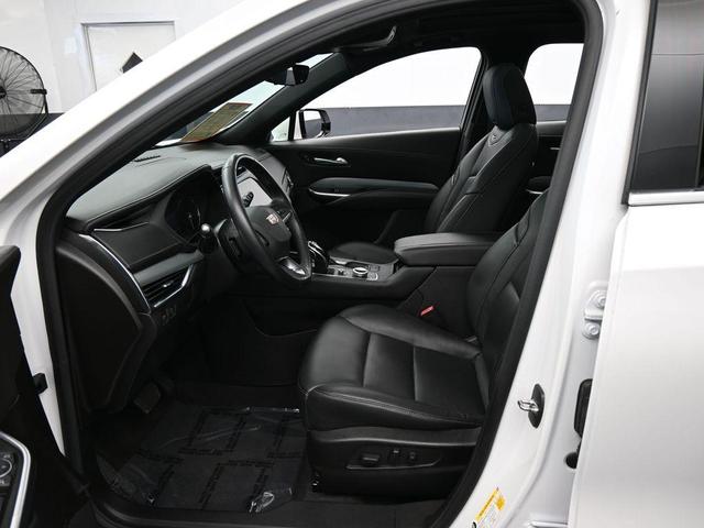 Photo of 2022 Crystal White Tri-Coat Cadillac XT4