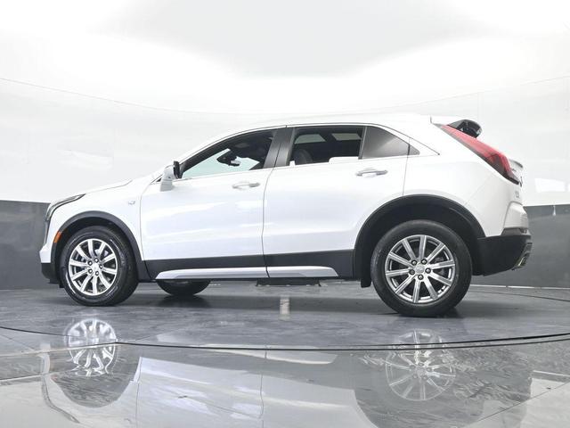 Photo of 2022 Crystal White Tri-Coat Cadillac XT4