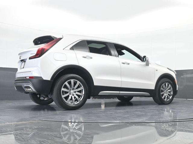Photo of 2022 Crystal White Tri-Coat Cadillac XT4