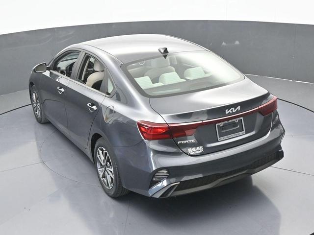 Photo of 2022 Gravity Gray Kia Forte