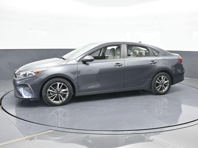 Photo of 2022 Gravity Gray Kia Forte