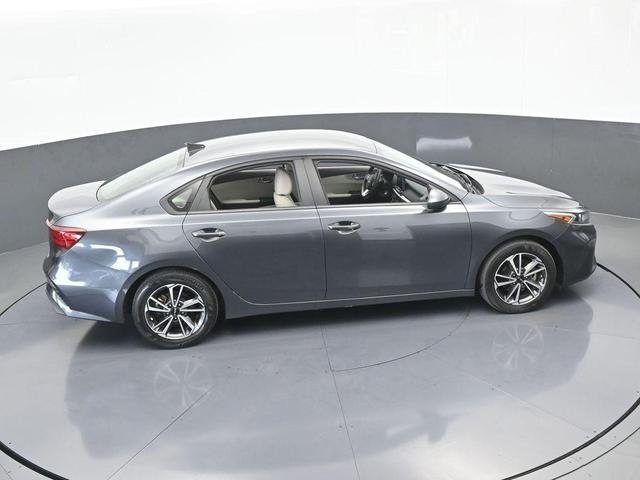 Photo of 2022 Gravity Gray Kia Forte