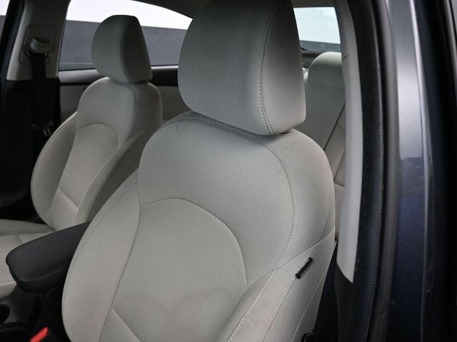 Photo of 2022 Gravity Gray Kia Forte