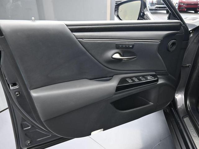 Photo of 2022 Cloudburst Gray Lexus ES 350