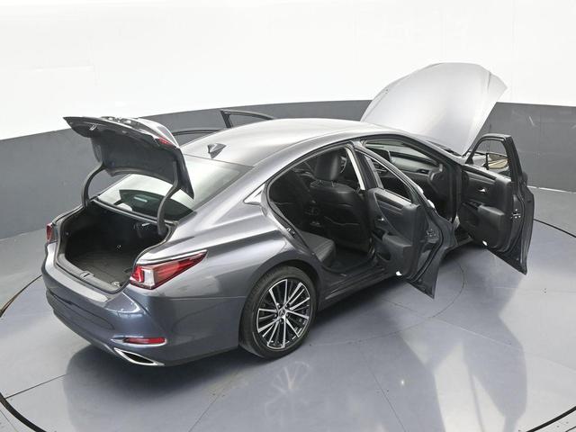 Photo of 2022 Cloudburst Gray Lexus ES 350