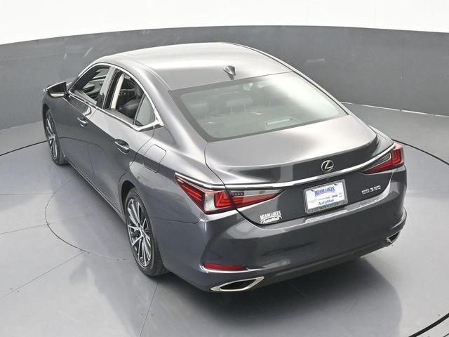 Photo of 2022 Cloudburst Gray Lexus ES 350