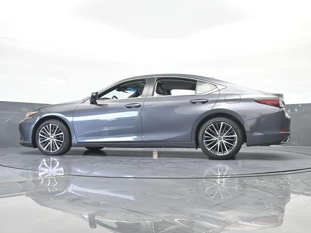 Photo of 2022 Cloudburst Gray Lexus ES 350