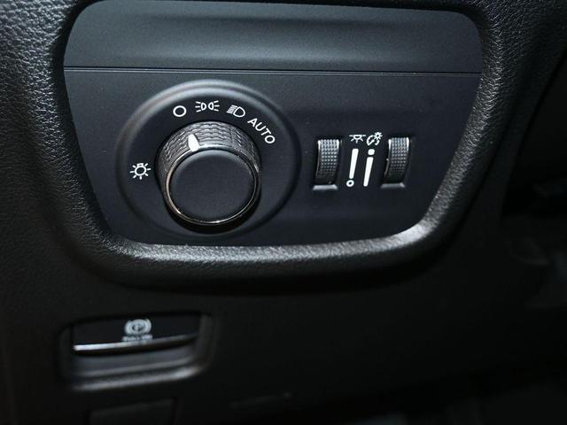 Photo of 2024 Silver Zynith Jeep Grand Cherokee L